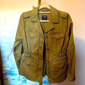 EUC Olive Green Abercrombie & Fitch Jacket Size Small